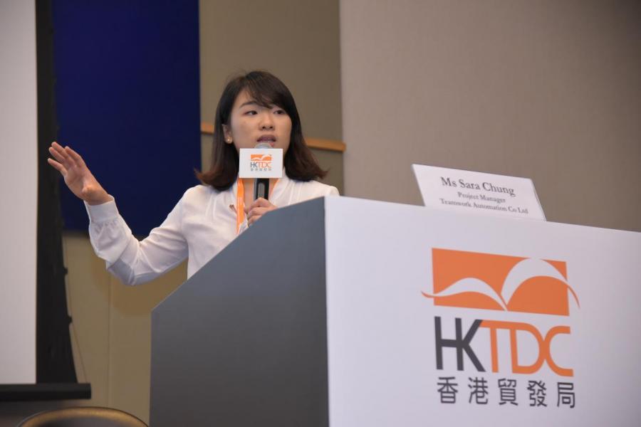 君聯自動化設備有限公司項目經理鍾晴指出,智能手表銷量於2016年顯著下跌,多少反映科技功能壽命較短。 君聯自動化設備有限公司項目經理鍾晴指出,智能手表銷量於2016年顯著下跌,多少反映科技功能壽命較短。