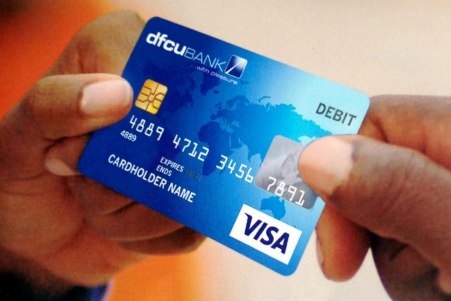 Visa夥拍滴滴與Mastercard 搶生意。 Visa夥拍滴滴與Mastercard 搶生意。