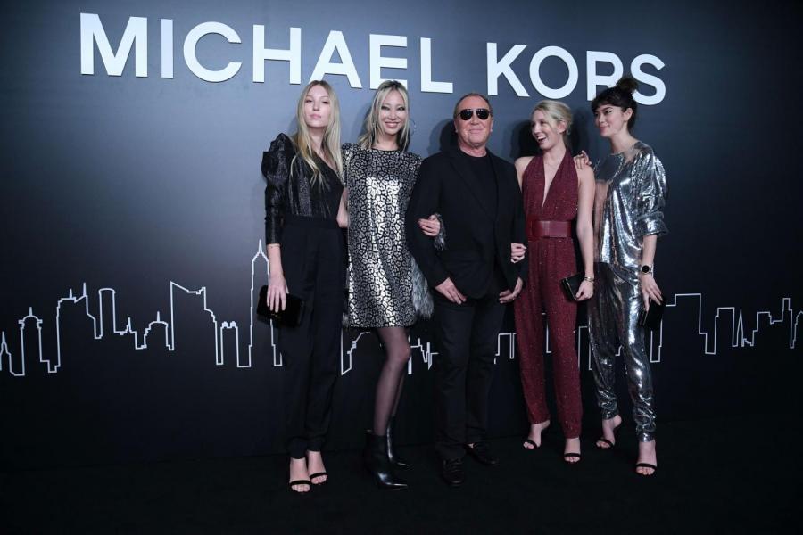 中國消費者近年追捧如Michael Kors這類較具設計感的品牌。 中國消費者近年追捧如Michael Kors這類較具設計感的品牌。