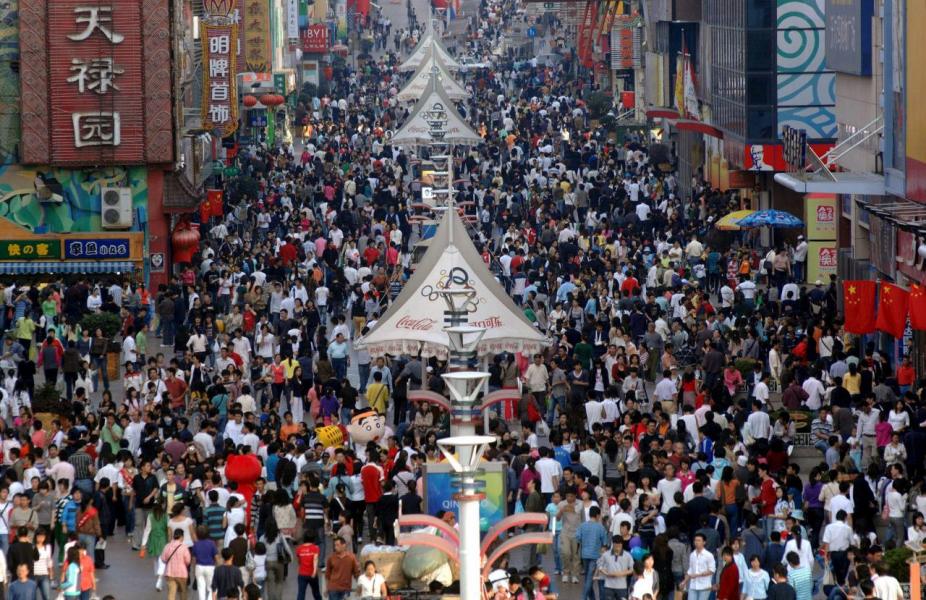 雖然內地經濟數據表現仍然疲弱,但市場的悲觀情緒已逐步改善。 雖然內地經濟數據表現仍然疲弱,但市場的悲觀情緒已逐步改善。